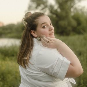 Meet your Posher, Kay